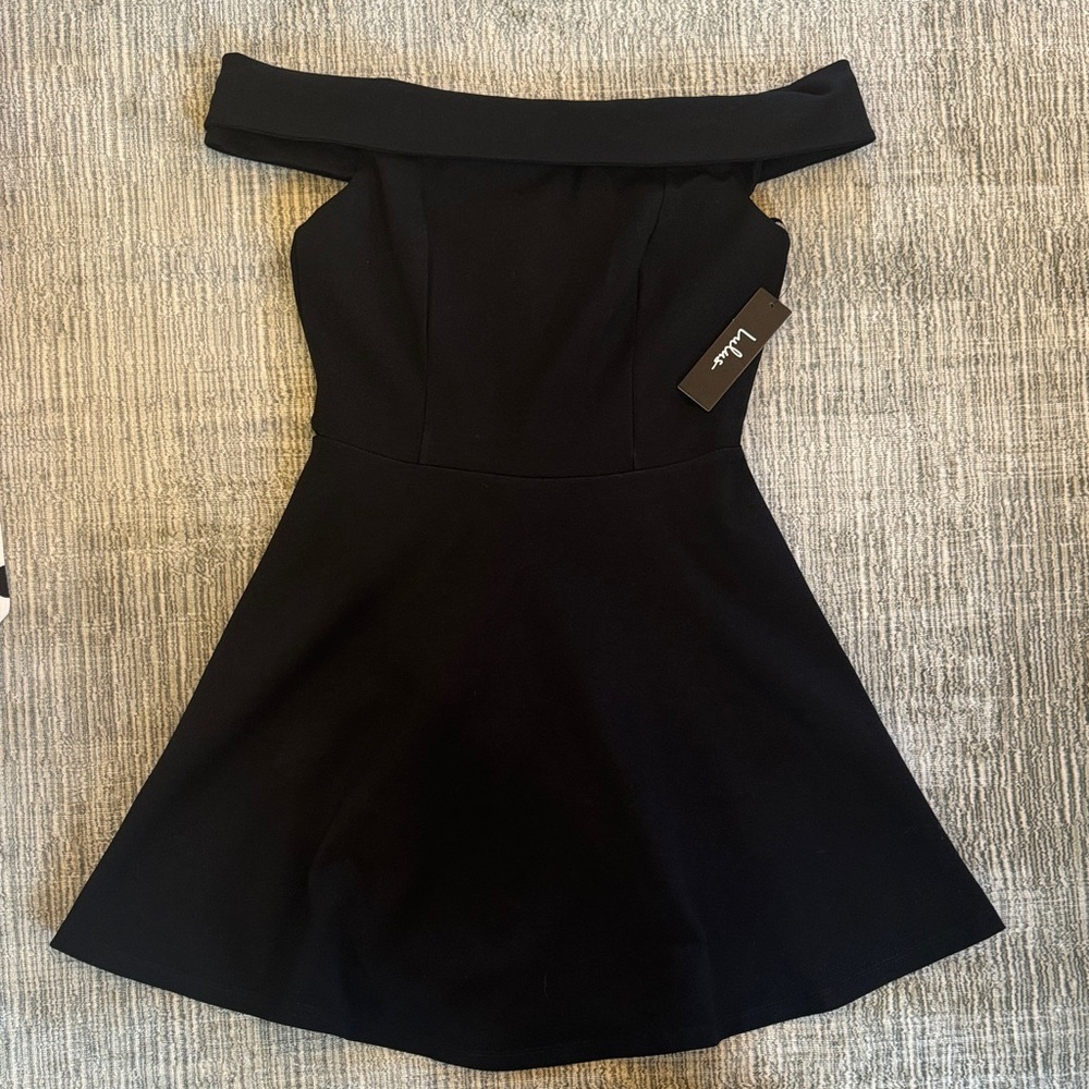 Lulu's Classic Black Strapless Dress